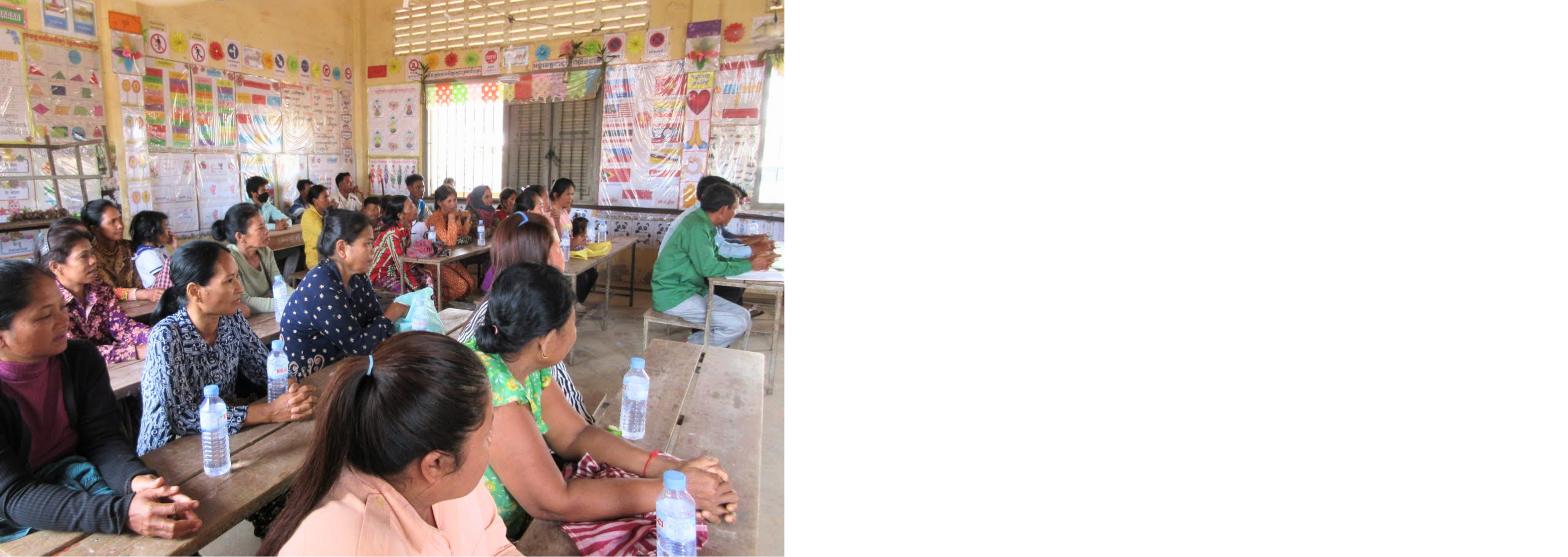 /></p> <p>研修には、音楽教育の専門家である津田正之先生<strong>(</strong>国立音楽大学教授)と高倉弘光先生<strong>(</strong>筑波大附属小学校副校長 音楽科教員)をお迎えし、音楽教育の指導方法や授業づくりについてアドバイスを受けました。</p> <p><img src=